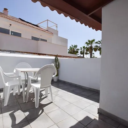 Stunning Aparment In Front Of Las Americas Beach